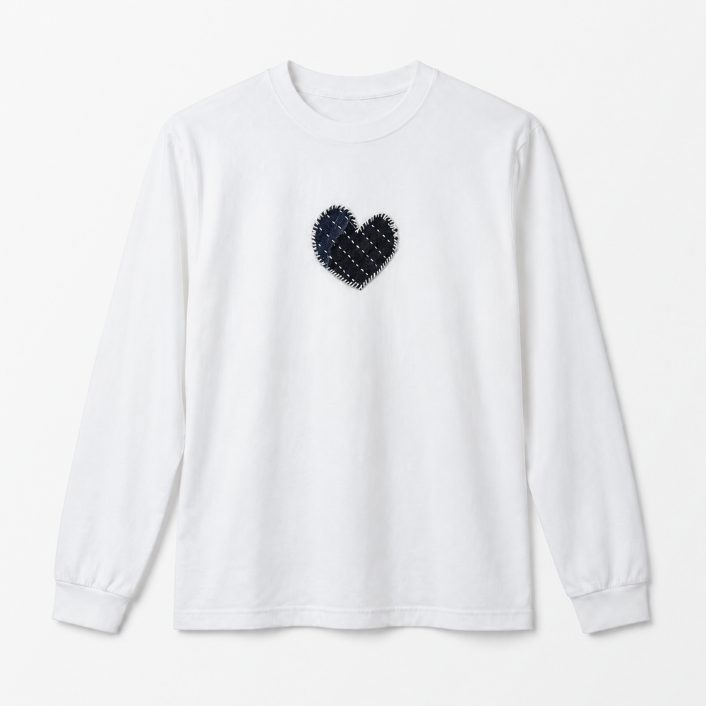 Long Sleeve Sashiko Patch Tee — White — 物撮り 正面 — 生成画像